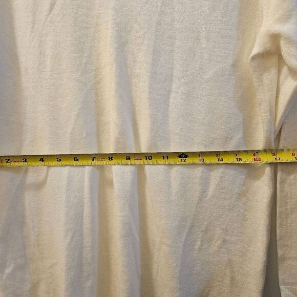 Susan Graver Off White V Neck Sweater Size S - Picture 8 of 8